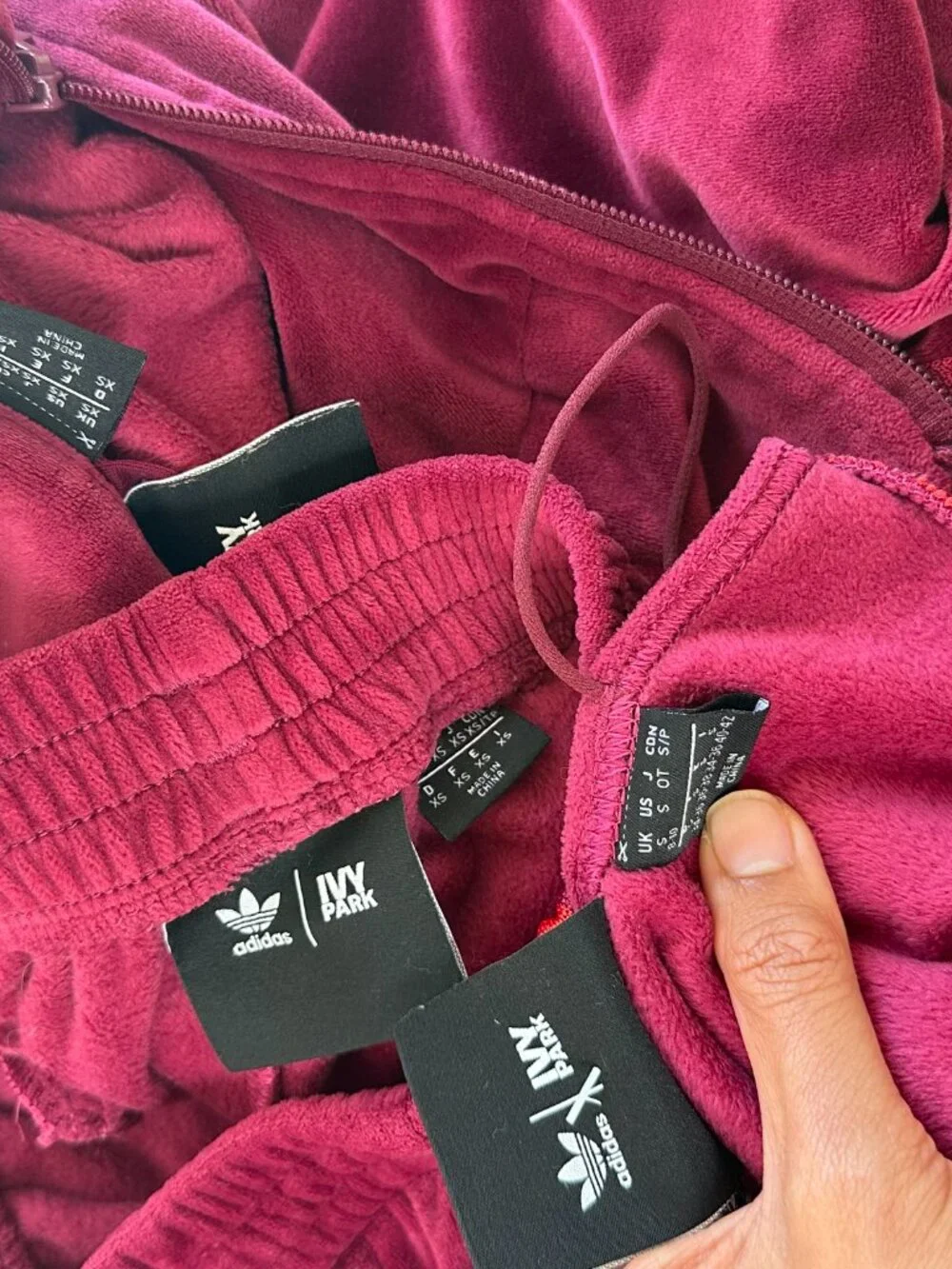 Adidas x IVY PARK Beyonce Cherry Wood Velour Track Suite Sweat Full Set XS S - Picture 4 of 6